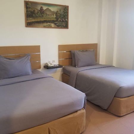 The Waigo Hotel Sorong Zewnętrze zdjęcie