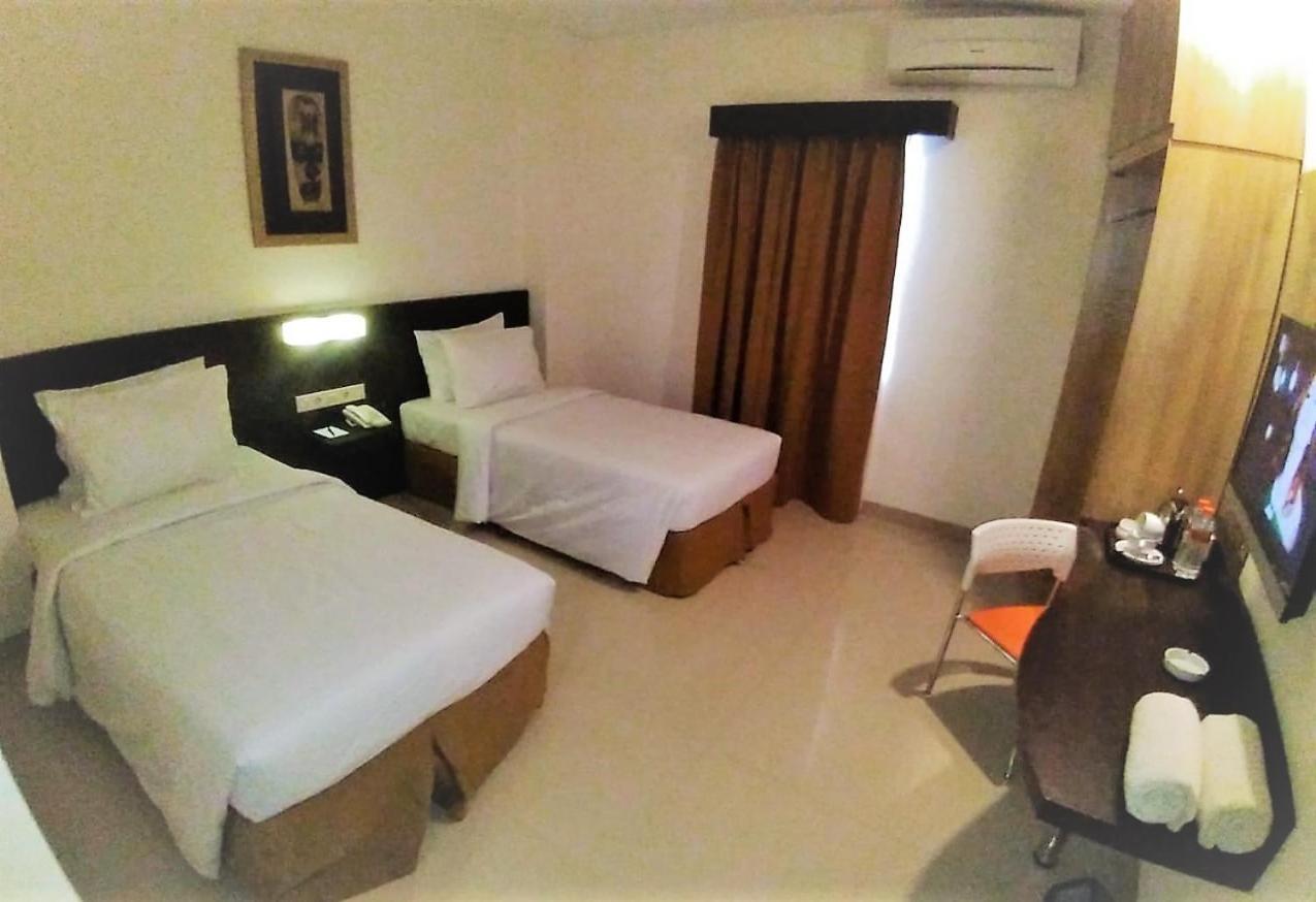 The Waigo Hotel Sorong Zewnętrze zdjęcie